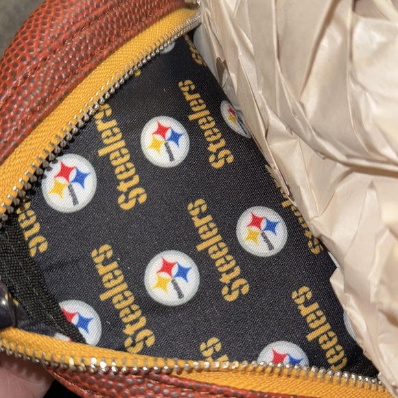 Loungefly Pittsburgh Steelers Foitball Backpack main image 10